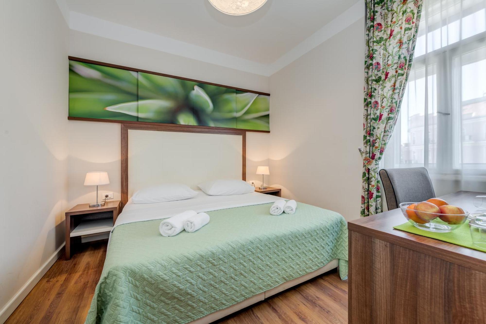 Bastion Luxury Rooms Сплит Экстерьер фото