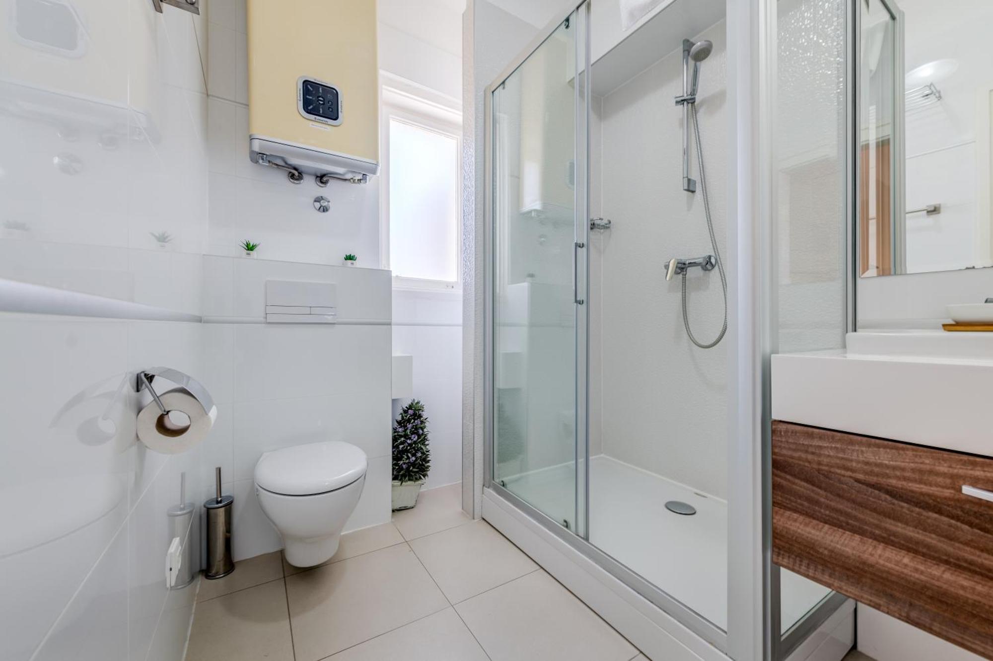 Bastion Luxury Rooms Сплит Экстерьер фото